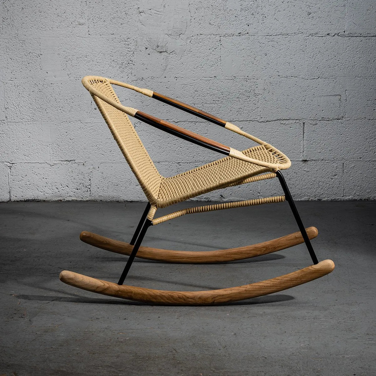 Tucurinca Rocking Chair – Indoor & Outdoor Use, Teak Wood Arms & rockers