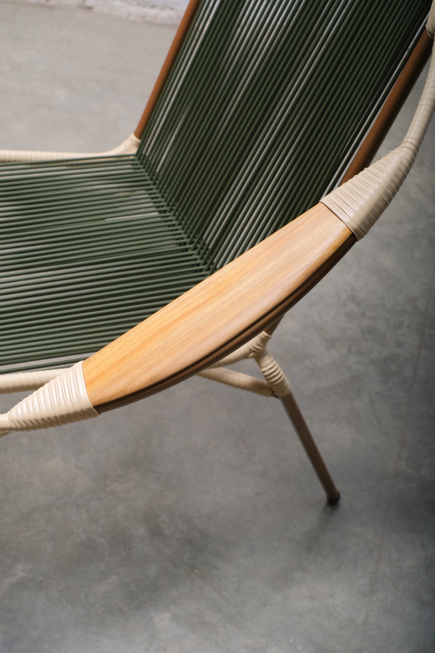 Solido Stackable Accent Chair – Weatherproof Outdoor & Indoor Seating