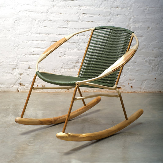 Solido Verde Rocking Chair – Handwoven Modern Outdoor Lounger