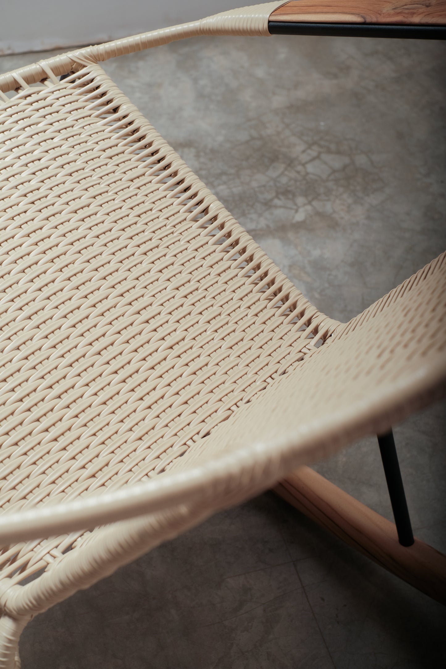 Tucurinca Rocking Chair – Indoor & Outdoor Use, Teak Wood Arms & rockers