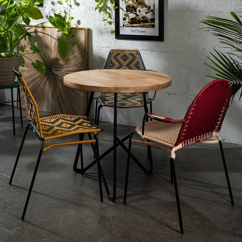Zinto Dining Table